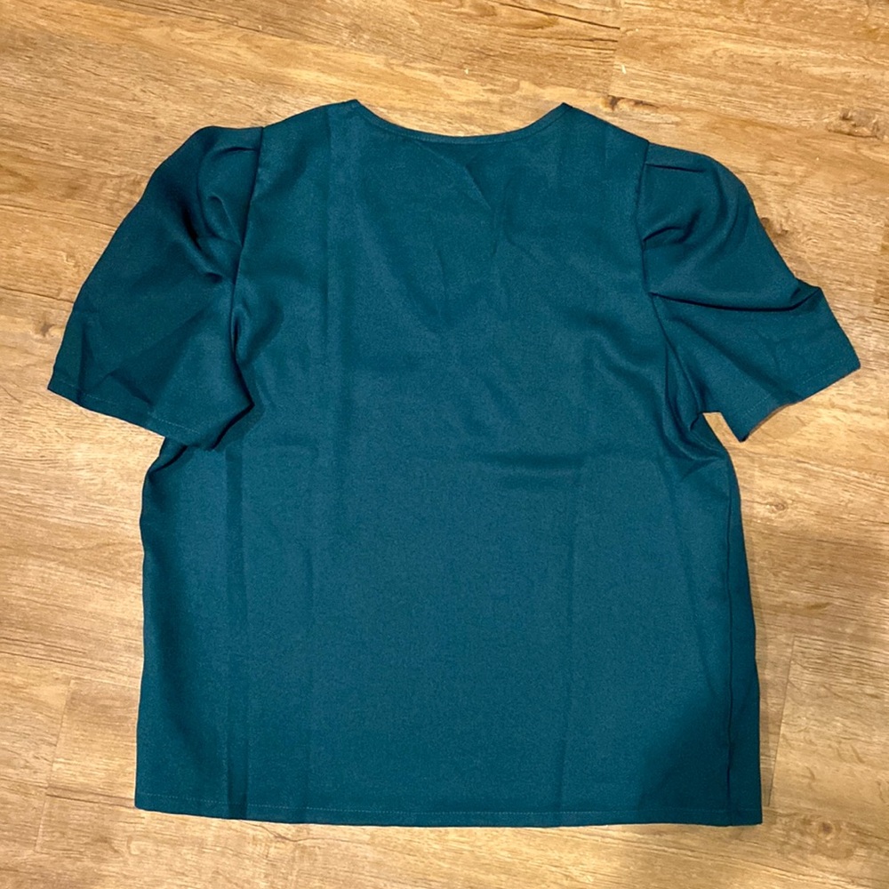 SHEIN top - Picture 3 of 4